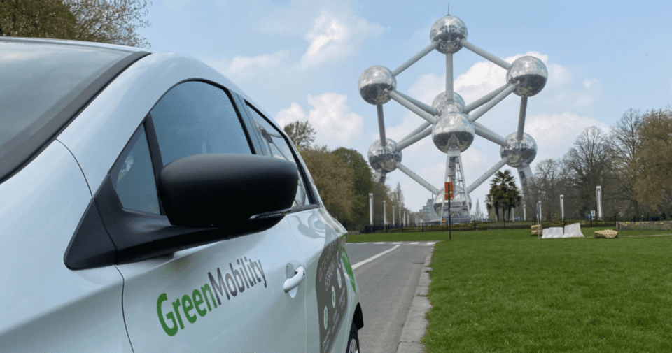 Een Green in Brussel aan het atomium